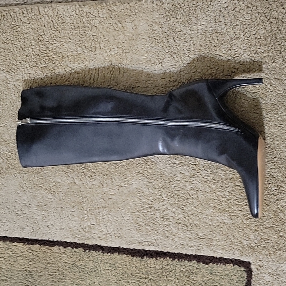 Bally Black Heeled Boots - Picture 8 of 16